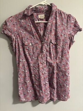 Levi's Lavender Short Sleeve Floral Button-Up